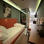 Diamonds7